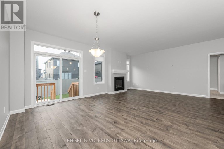 28312643/779-coast-circle/mahogany-community/ottawa/ontario/K4M0E9_22