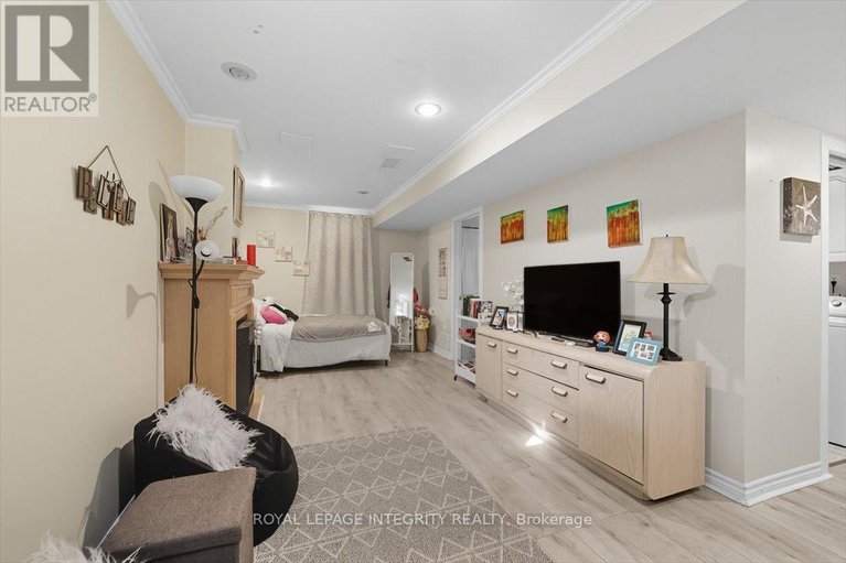 28877038/1293-maitland-avenue/copeland-park/ottawa/ontario/K2C2C4_23