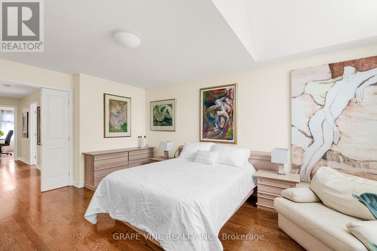 28366149/709-melbourne-avenue/laurentianview/ottawa/ontario/K2A1X4_24