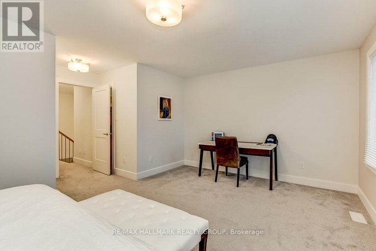 28259317/1006-shefford-road/beacon-hill-south/ottawa/ontario/K1J6X5_18