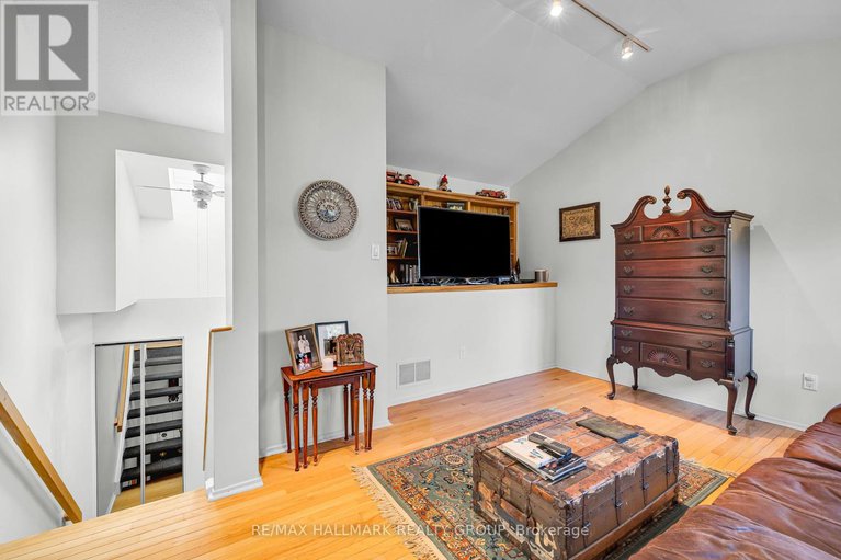 28876120/1-60-greenfield-avenue/ottawa-east/ottawa/ontario/K1S0X7_30