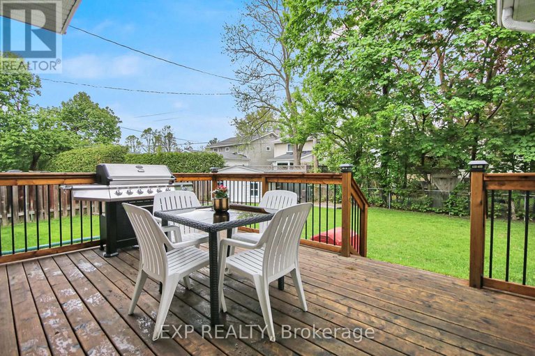 28340674/2001-neepawa-avenue/carlingwood/ottawa/ontario/K2A3L4_7