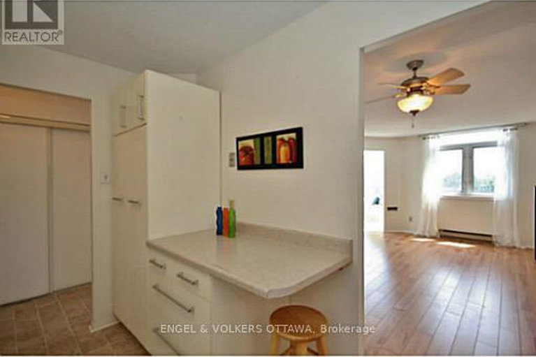 28741170/409-1025-grenon-avenue/fairfield-heights/ottawa/ontario/K2B8S5_5