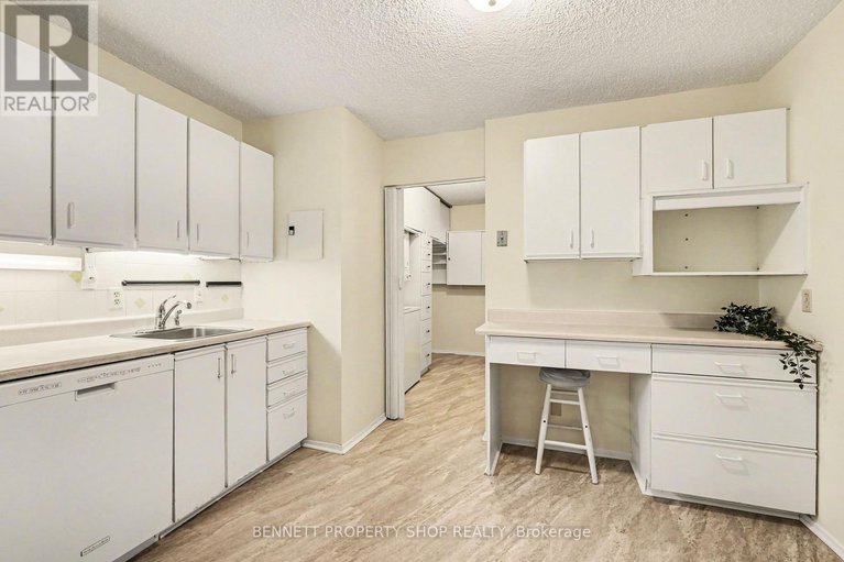 29356553/2003-1285-cahill-drive/south-keys/ottawa/ontario/K1V9A7_6