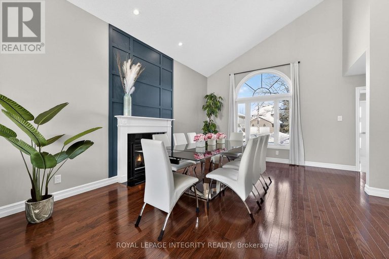 29364107/1380-diane-crescent/fallingbrookridgemount/ottawa/ontario/K4A2N8_6