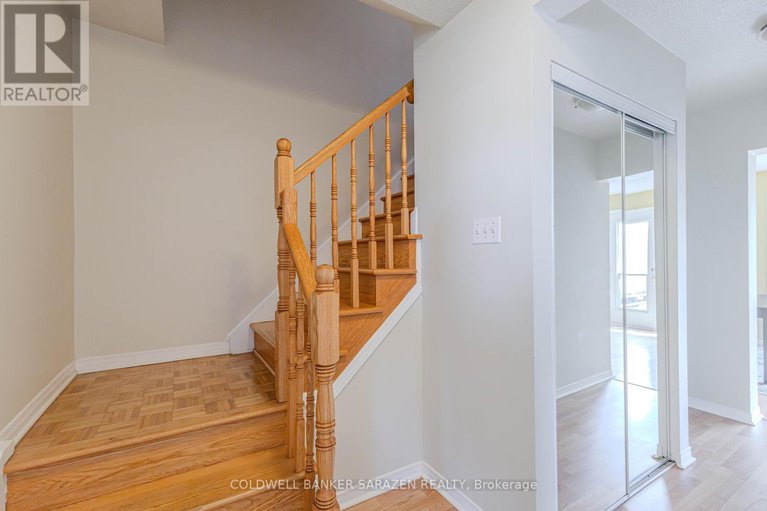 28745998/106-costello-avenue/leslie-park/ottawa/ontario/K2H7C5_26