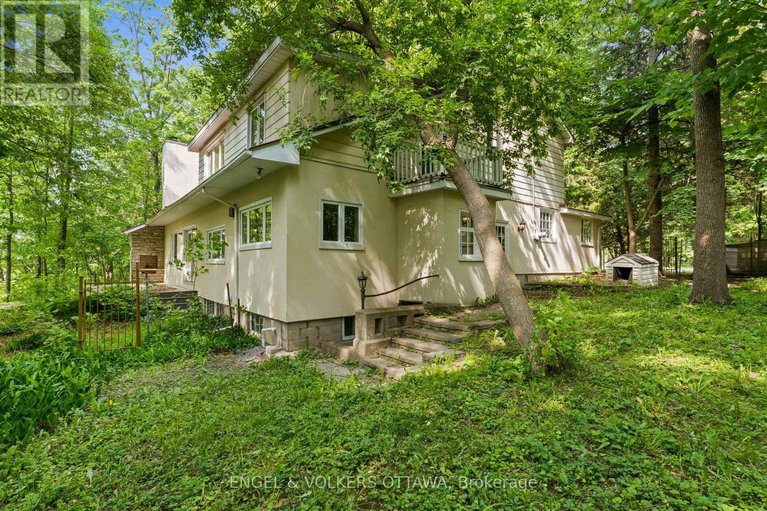 28608885/32-ryeburn-drive/riverside-southgloucester-glen/ottawa/ontario/K1V1H6_41