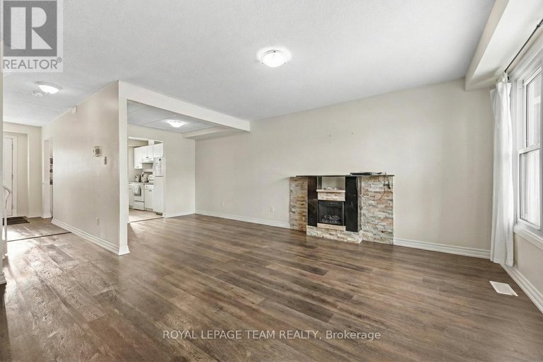 29334778/1723-carling-avenue-suite-1/ottawa/ontario/K2A1C8_10