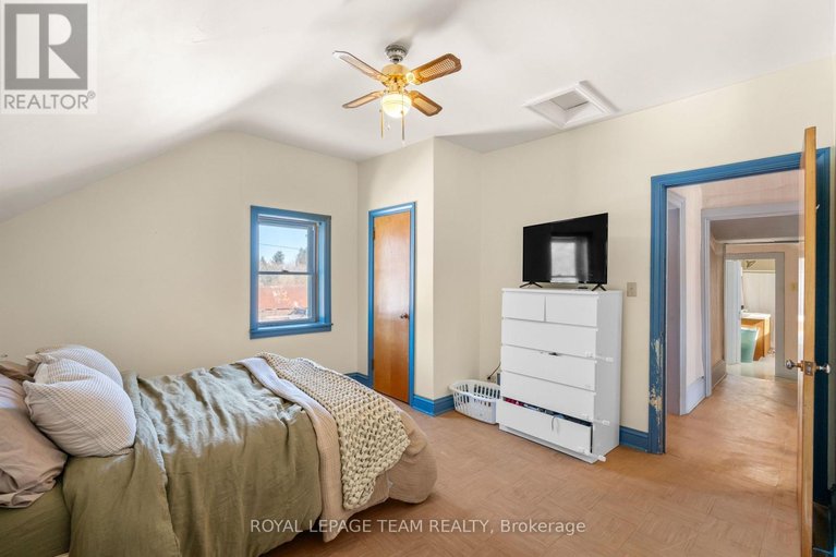 29425301/1727-reids-mills-road/north-dundas-mountain-twp/north-dundas/ontario/K0E1S0_25