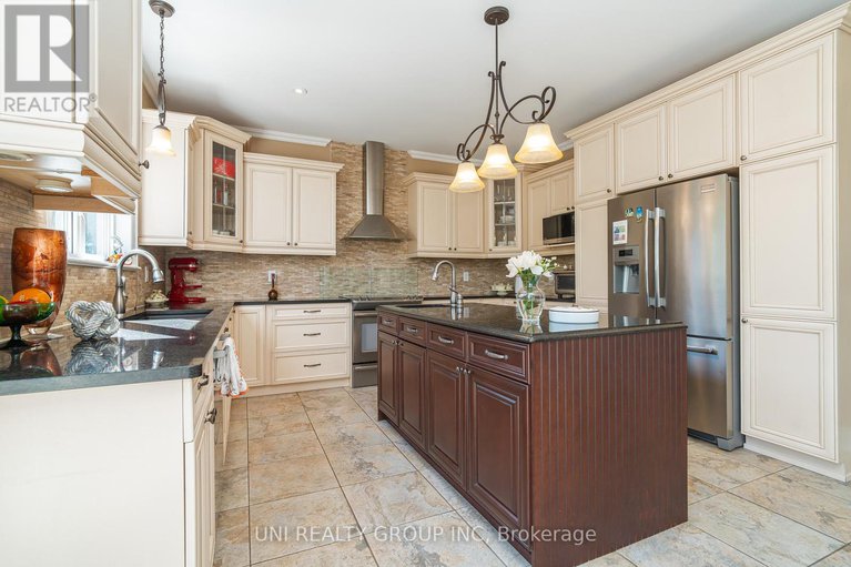 28904367/454-cavesson-street/emerald-meadowstrailwest/ottawa/ontario/K2V0B8_15