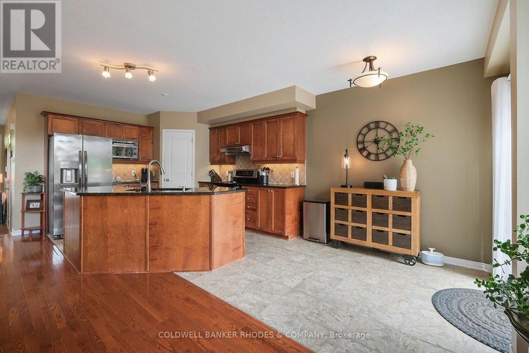 29079890/175-destiny-private/fallingbrookgardenway-south/ottawa/ontario/K4A0K6_12