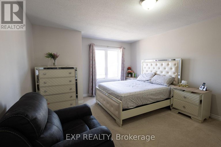 29626610/1008-carden-lane/orleans-village/ottawa/ontario/K1W0N3_16