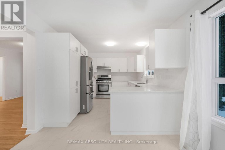 29194592/876-clearcrest-crescent/fallingbrookridgemount/ottawa/ontario/K4A3E6_4