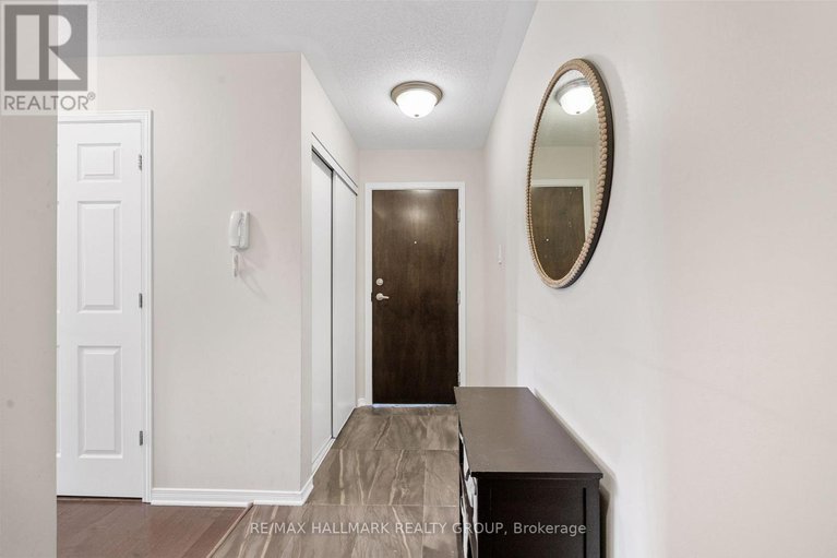 28552727/7-486-via-verona-avenue/longfields/ottawa/ontario/K2J6B3_5