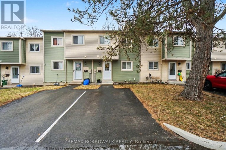 29619477/197-teal-crescent/chatelaine-village/ottawa/ontario/K1E2C3_1