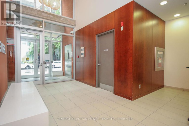 28841818/827-349-mcleod-street/ottawa-centre/ottawa/ontario/K2P0S1_2