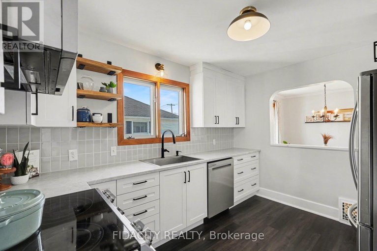 29456146/11-caldwell-street/carleton-place/carleton-place/ontario/K7C3A7_10