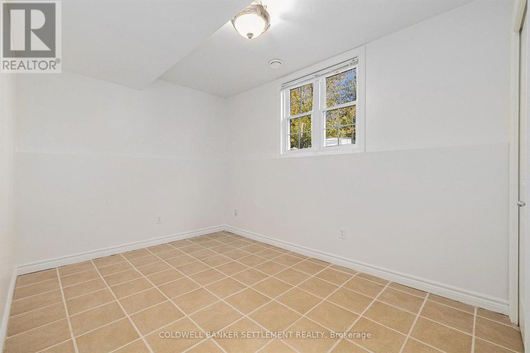 29078721/118-bay-street/drummond-n-elmsley-drummond-twp/drummondnorth-elmsley/ontario/K7C4K9_28