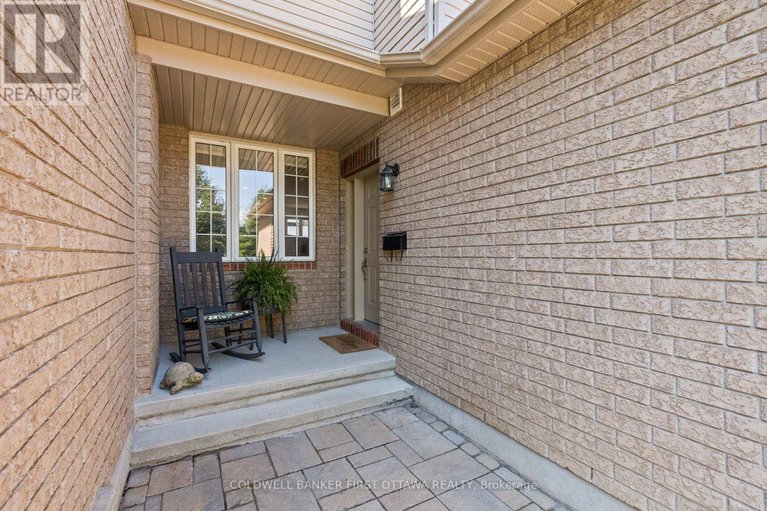 28656306/280-applecross-crescent/morgans-grantsouth-march/ottawa/ontario/K2K0C4_3