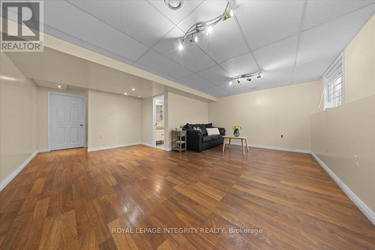 29623181/236-wabiskaw-private/stonebridge/ottawa/ontario/K2J0E5_33