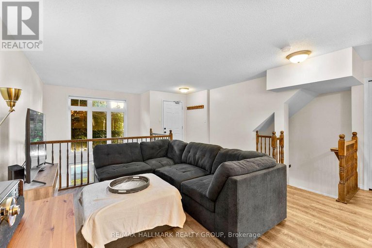 28777061/7-325-elite-private/longfields/ottawa/ontario/K2J0A4_6