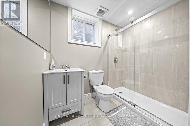 28579021/778-rosehill-avenue/stittsville-north/ottawa/ontario/K2S1B9_37