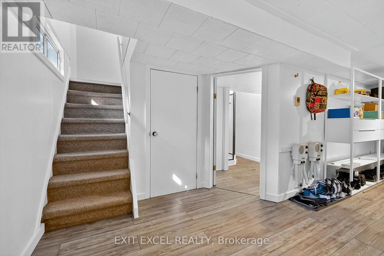 28937758/799-quinlan-road/elmvale-acres/ottawa/ontario/K1G1R8_27