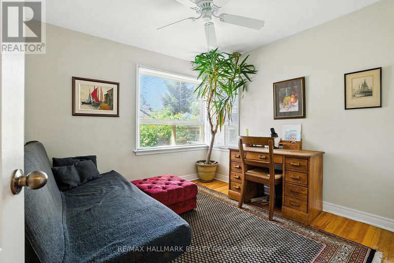 28649205/487-wolffdale-crescent/overbrookcastle-heights/ottawa/ontario/K1K1N6_18