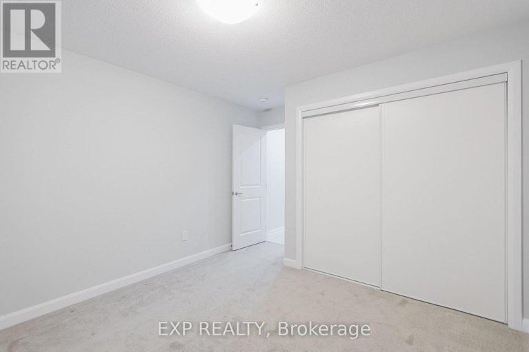 28953712/796-cappamore-drive/half-moon-bay/ottawa/ontario/K2J6V6_33