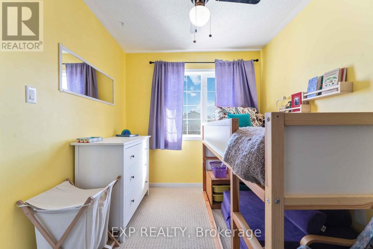 29383913/5-mullcraft-crescent/longfields/ottawa/ontario/K2J4P8_16