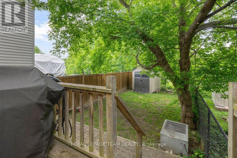 28447984/80-pickwick-drive/cedargrovefraserdale/ottawa/ontario/K2J3E2_46