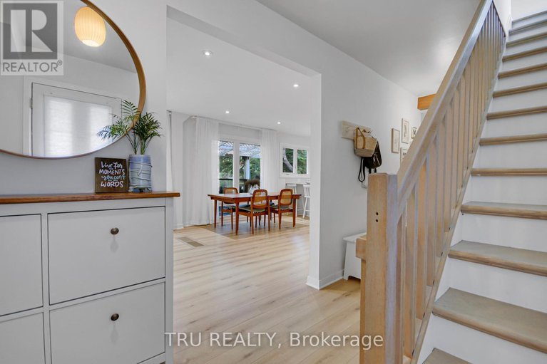 28334651/36-varley-drive/beaverbrook/ottawa/ontario/K2K1G2_5