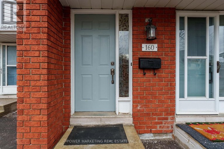 29670020/160-rushford-private/hunt-club-parkgreenboro/ottawa/ontario/K1T3C8_4