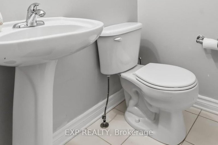 29238226/214-montmorency-way/avalon-east/ottawa/ontario/K4A0J9_20