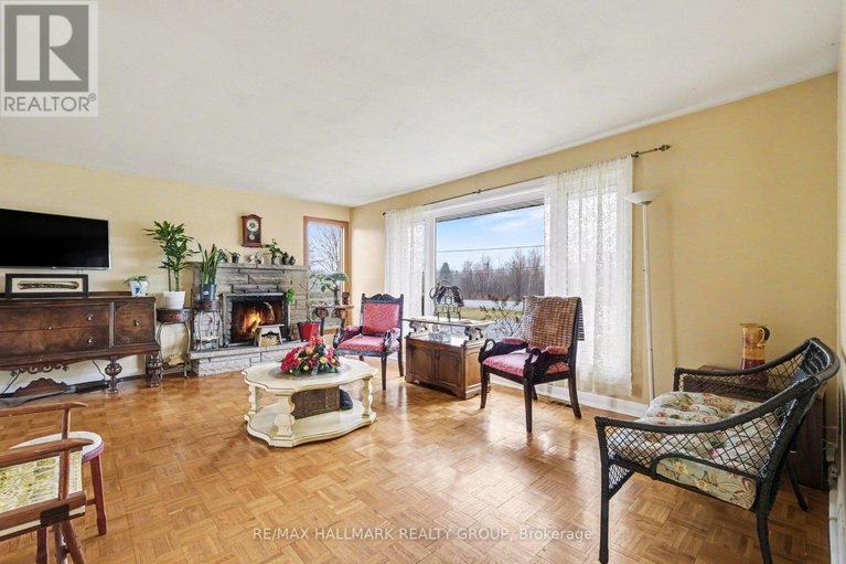 29617712/4827-anderson-road/carlsbad-springs/ottawa/ontario/K0A1K0_4