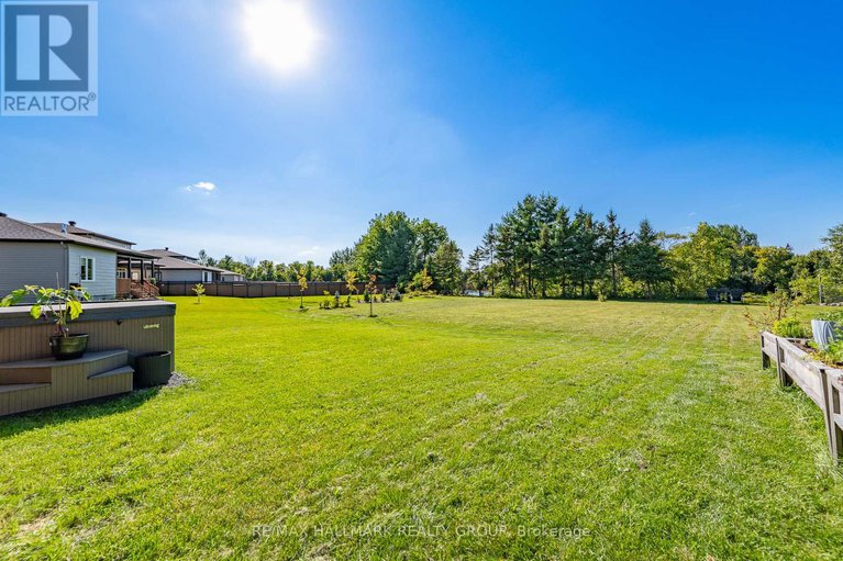 28309786/45-richer-street-e/north-stormont-finch-twp/north-stormont/ontario/K0A1R0_35