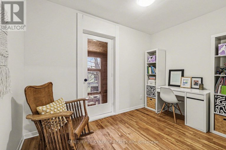 29577819/50-brighton-avenue/old-ottawa-southrideau-gardens/ottawa/ontario/K1S0T2_12