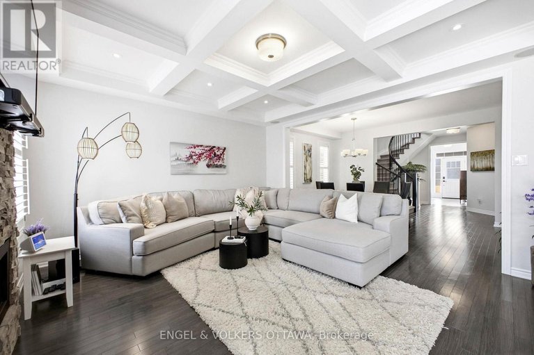 29515516/252-rue-des-soldats-riendeau-street/half-moon-bay/ottawa/ontario/K2J5Z4_12