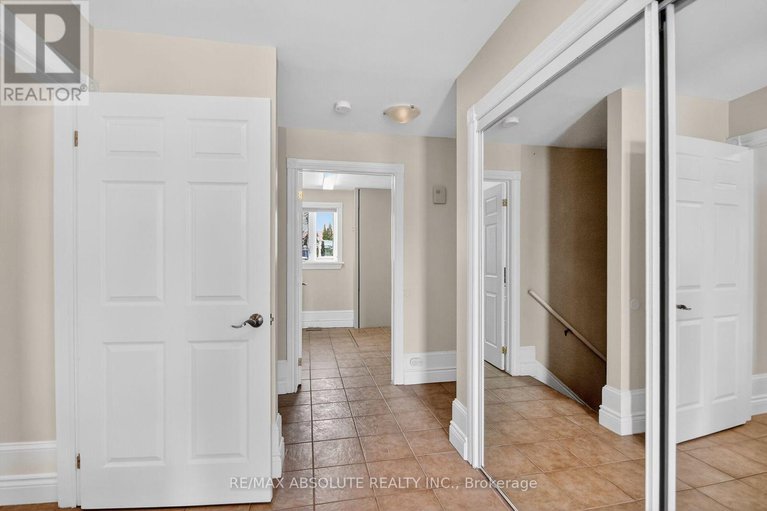 29431779/223-jensen-court/carp/ottawa/ontario/K0A1L0_24