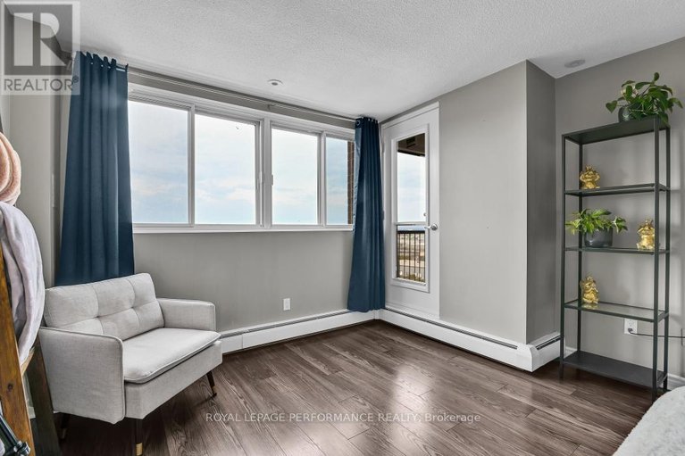 29539464/505-2650-southvale-crescent/sheffield-glenindustrial-park/ottawa/ontario/K1B4S9_21