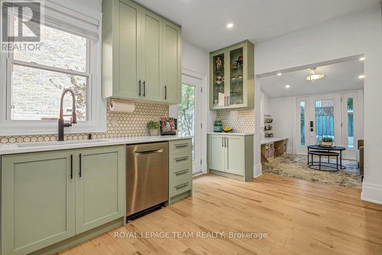 28788981/8-pretoria-avenue/glebe/ottawa/ontario/K1S1W7_15