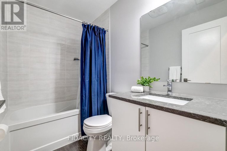 27703103/528-ozawa-private/ottawa/ontario/K1K4Z9_11