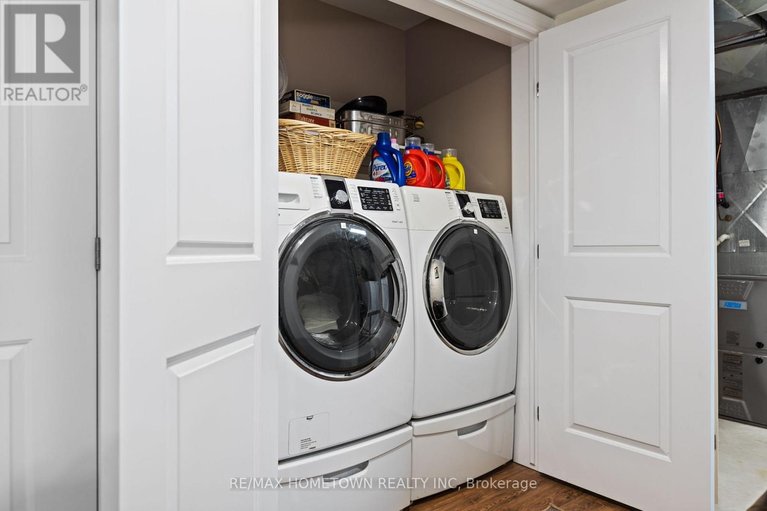 29597688/8-billings-avenue-w/iroquois/south-dundas/ontario/K0E1K0_27