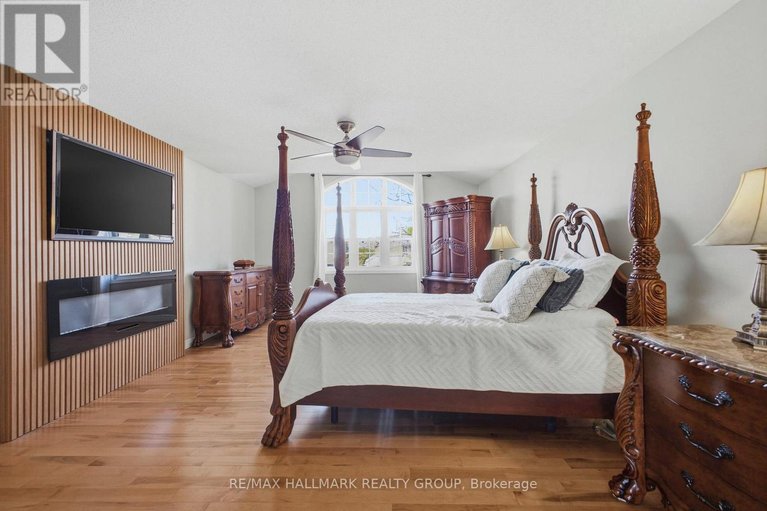 29633976/47-snowberry-way/stittsville-south/ottawa/ontario/K2S2A8_18