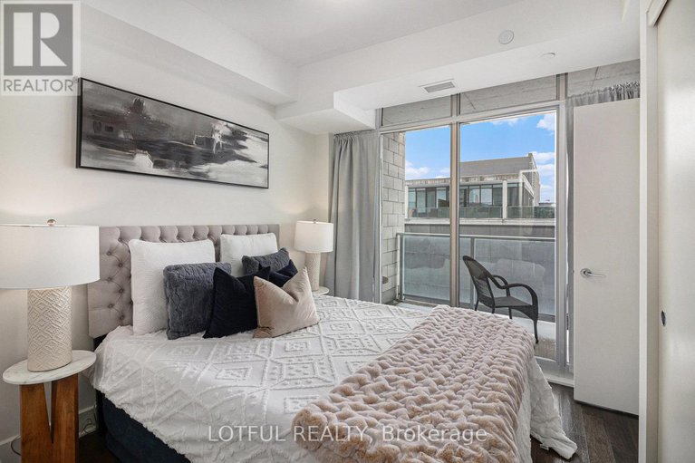 29245173/1604-255-bay-street/ottawa-centre/ottawa/ontario/K1R0C5_17