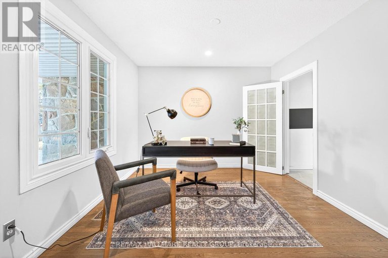 29462514/1930-southampton-court/braemar-park/ottawa/ontario/K2C0W4_14