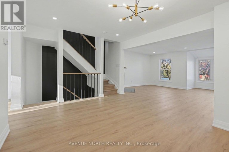 29623179/4-marielle-court/fairfield-heights/ottawa/ontario/K2B8P4_12