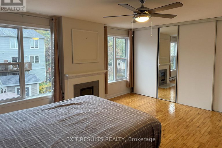 29055945/1090-dianne-avenue/town-of-rockland/clarence-rockland/ontario/K4K1G7_29