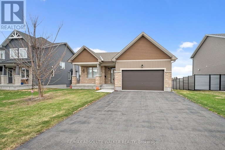 29450654/1013-diamond-street/clarencerockland-twp/clarence-rockland/ontario/K4K0H7_1