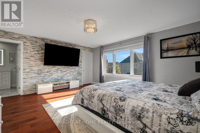 29613139/211-denali-way/stittsville-north/ottawa/ontario/K2S0N1_22